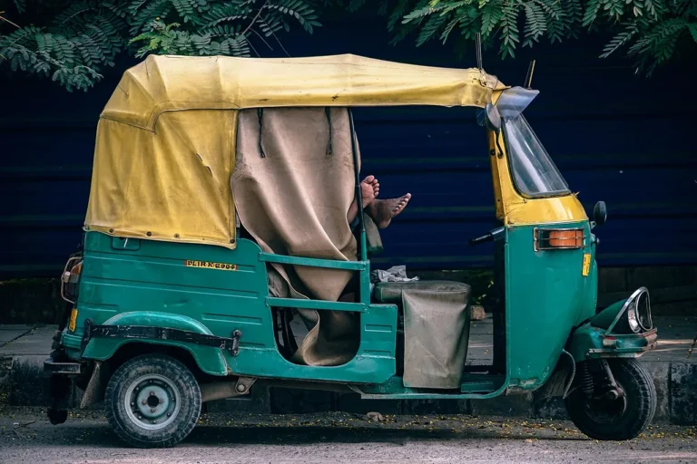 Auto rickshaw in Delhi on a custom private day tour